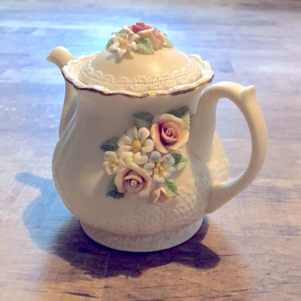 Tea Pot Music Box